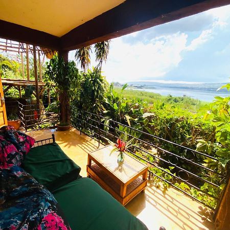 Homeonthenile Lake View Double Jinja Exterior photo